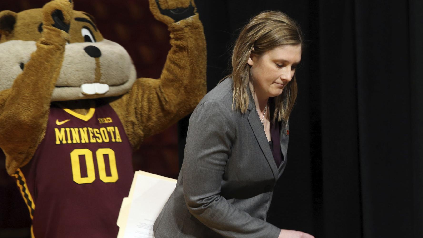 Spate of high-profile hirings thrills Arizona coach Adia Barnes